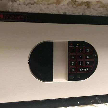 Apartment On Mikhalcuk Λβιβ Εξωτερικό φωτογραφία