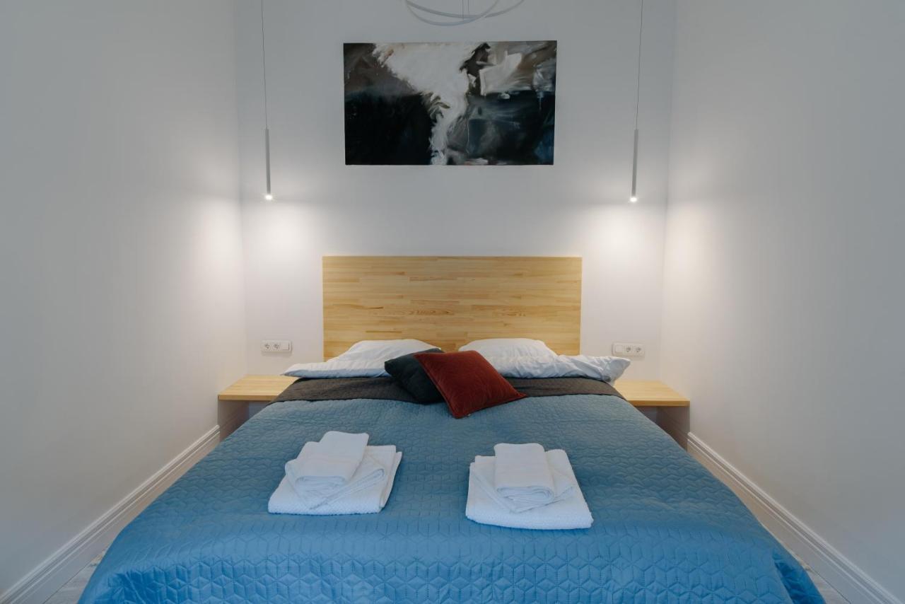 Apartment On Mikhalcuk Λβιβ Εξωτερικό φωτογραφία